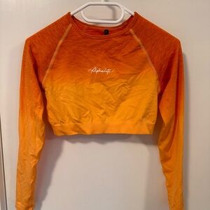 Alphalete amplify crop top